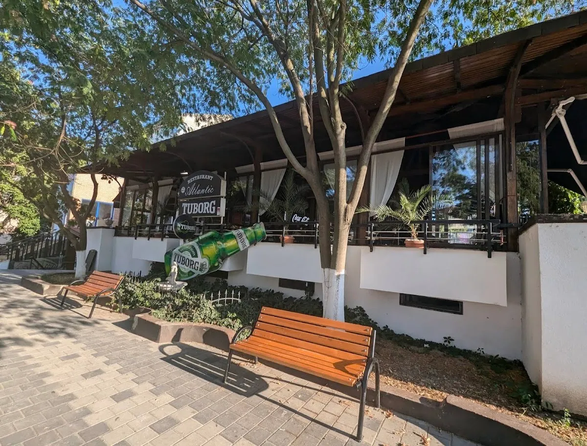 Atlantic S.R.L. - 5 Atlantic S.R.L. - 5