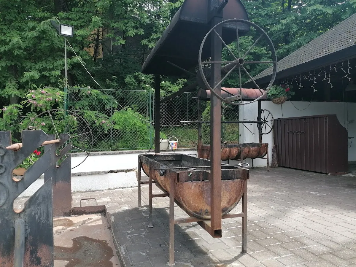 Bradet - 1 Bradet - 1