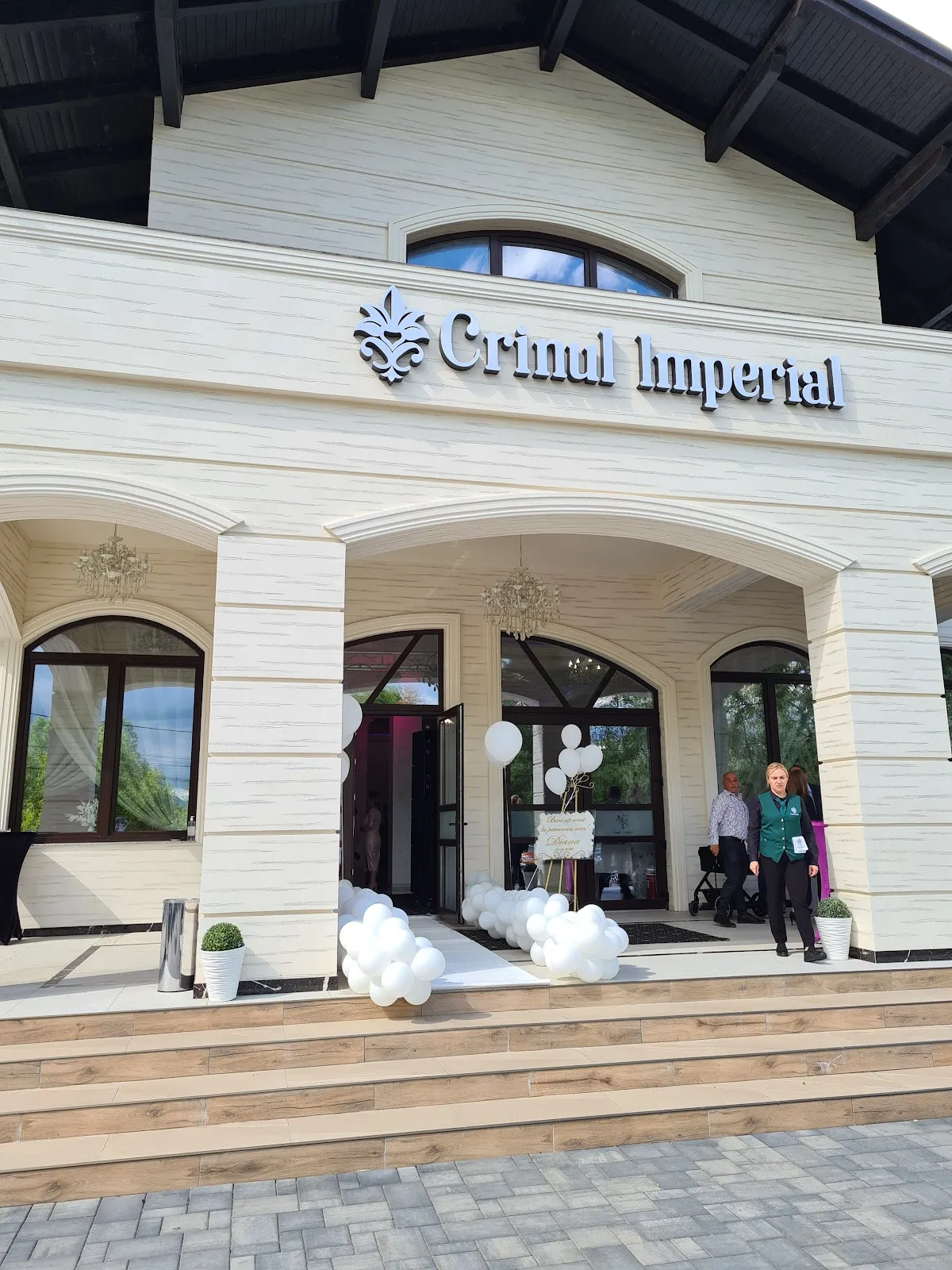 Crinul Imperial - Sală de evenimente - 1 Crinul Imperial - Sală de evenimente - 1