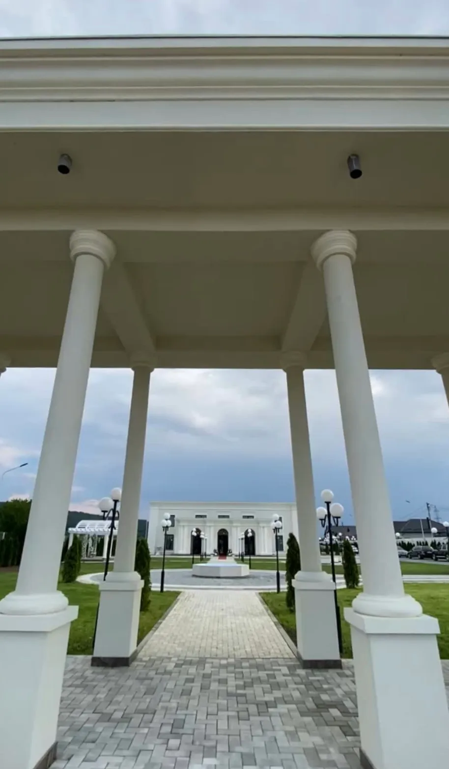 Crystal Garden Events - 4 Crystal Garden Events - 4