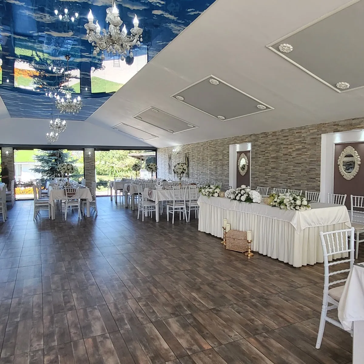 Diamant Sală de Evenimente - 2 Diamant Sală de Evenimente - 2