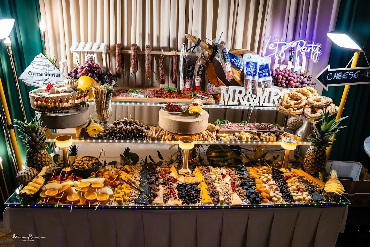 Emerald Luxury Events | Saloane evenimente Tîrgu Mureș | Nunți Tîrgu Mureș | Evenimente Tîrgu Mureș | - fotografie 6