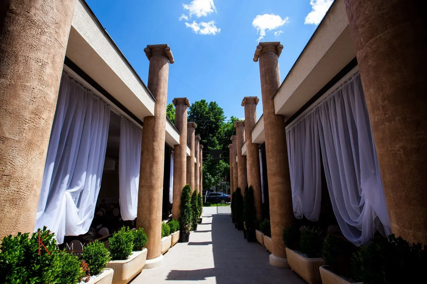 Hotel Bulevard — intrarea principală, Hunedoara (foto 6)