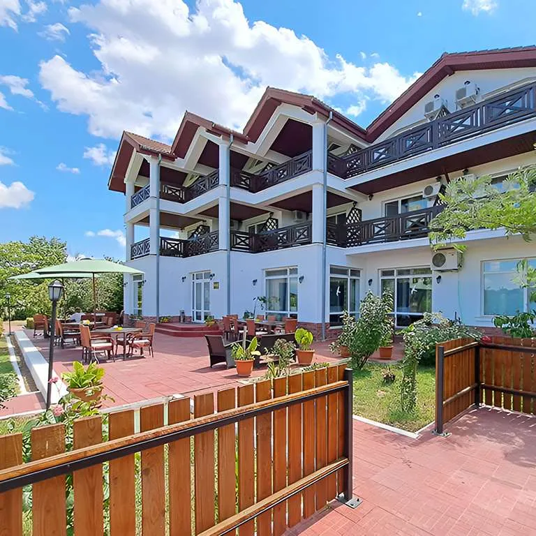 Hotel WELS - Delta Dunării
