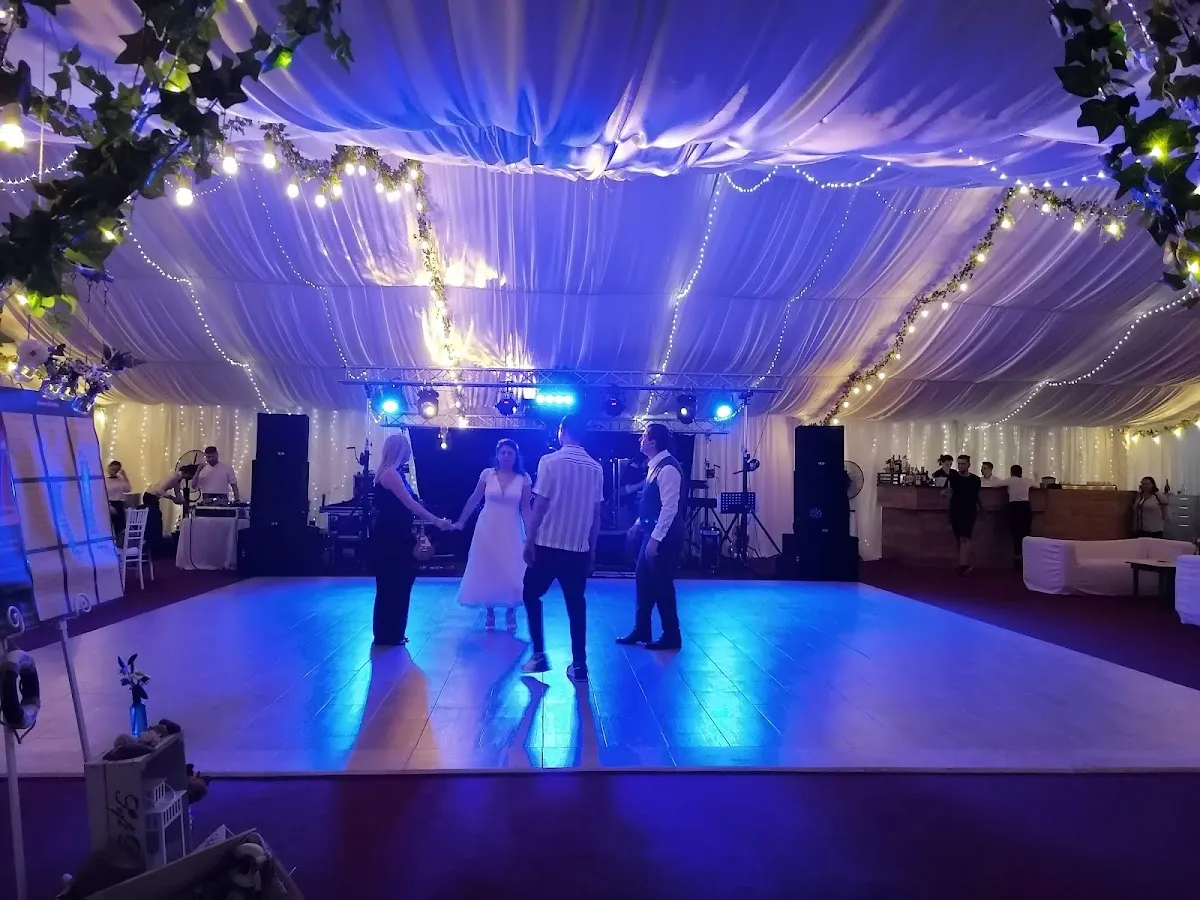 I Do Weddings | Nuntiinaerliber.ro - Cortul de Nunta de pe Lac - fotografie 2