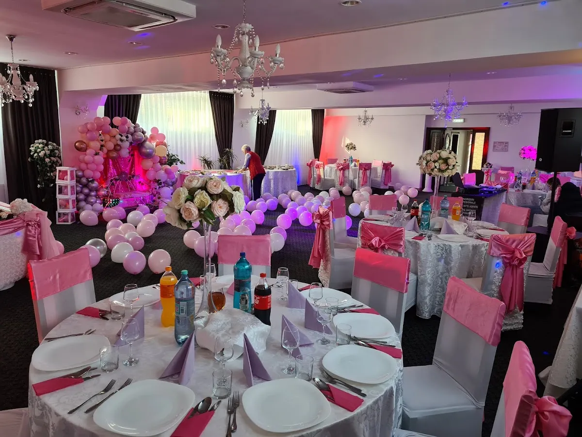 La Rousse events - 2 La Rousse events - 2