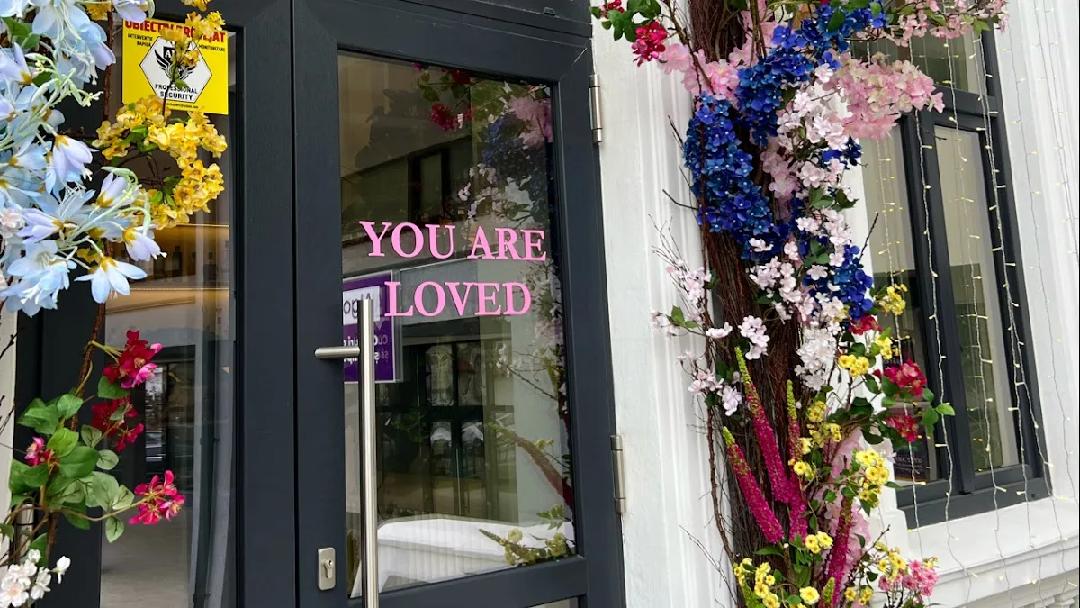 NOD CAFE - 3 NOD CAFE - 3