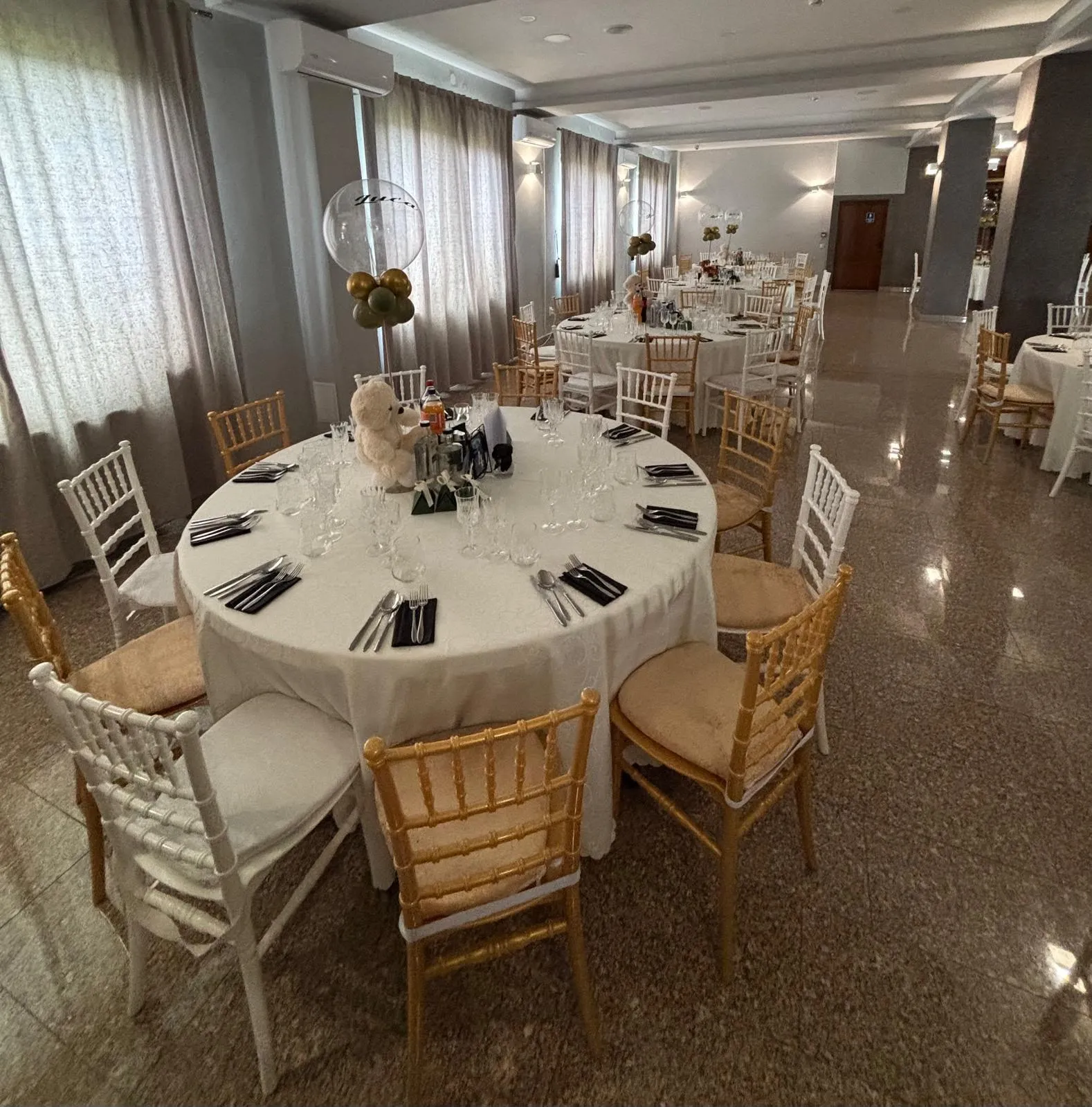 Nomad Restaurant by Chef Adrian Gagea - fotografie 3
