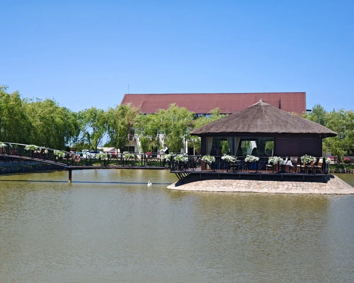 Restaurant "La Casa Cu Stuf" Brăila - fotografie 3