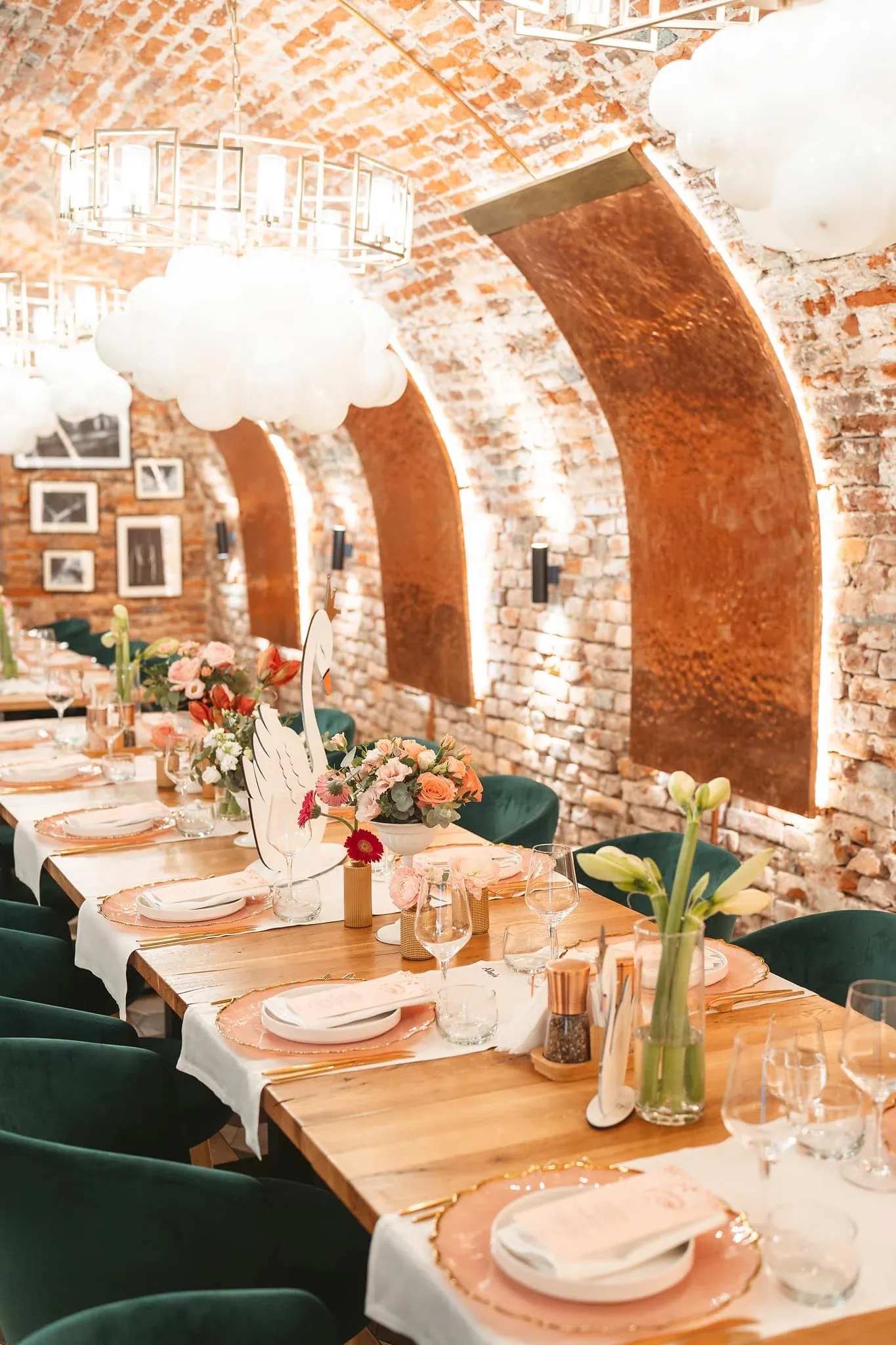 Restaurant Allegria — intrarea principală, Bihor (foto 6)