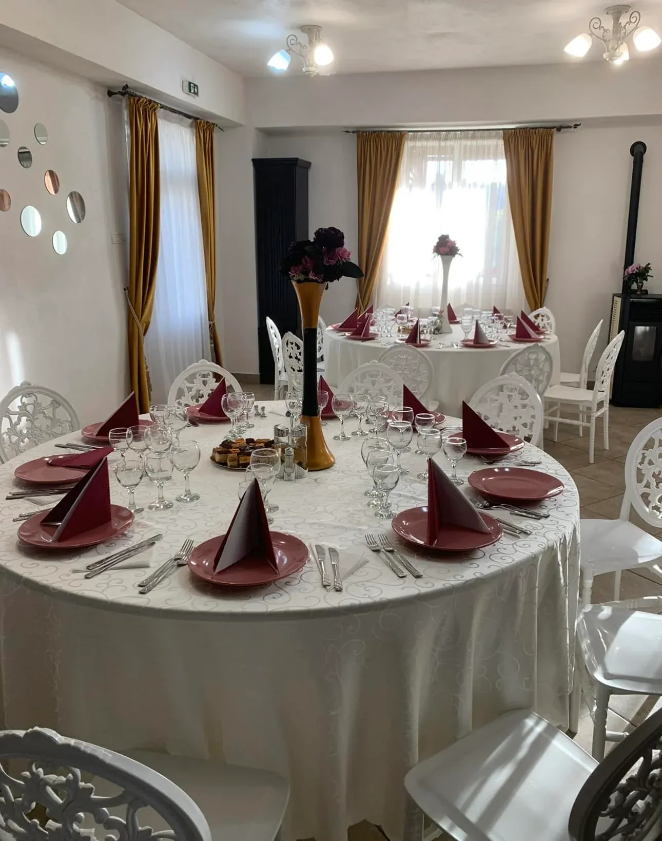 Restaurant Casablanca — zona exterioară, Neamt (foto 3)