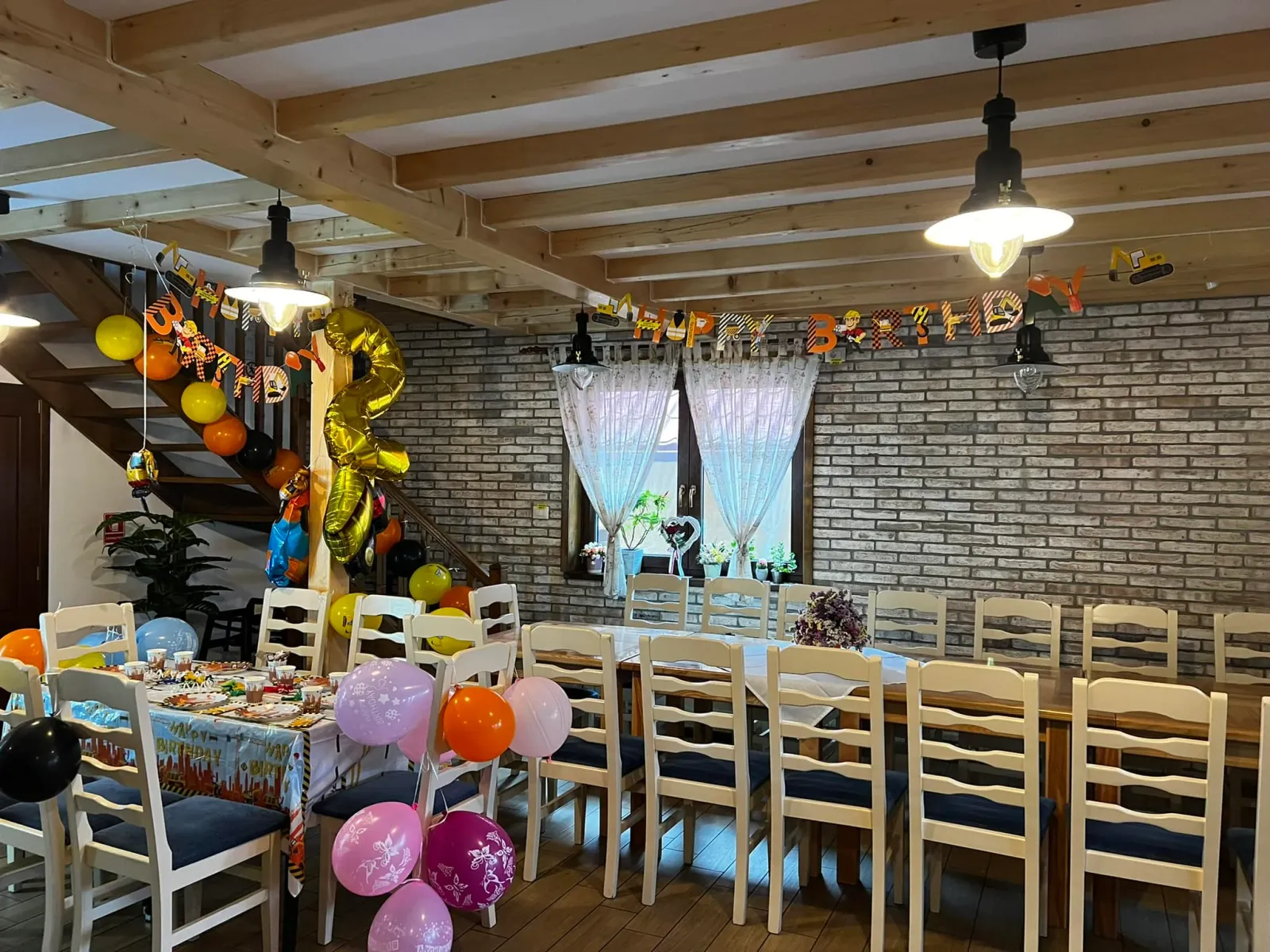 Restaurant Moara Veche — ringul de dans, Neamt (foto 4)