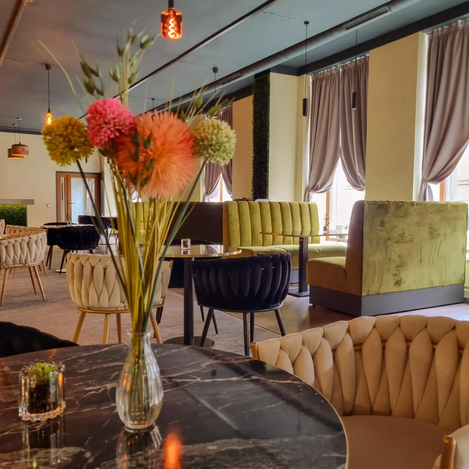 Restaurant Moft — sala de evenimente, Caras-severin (foto 1)
