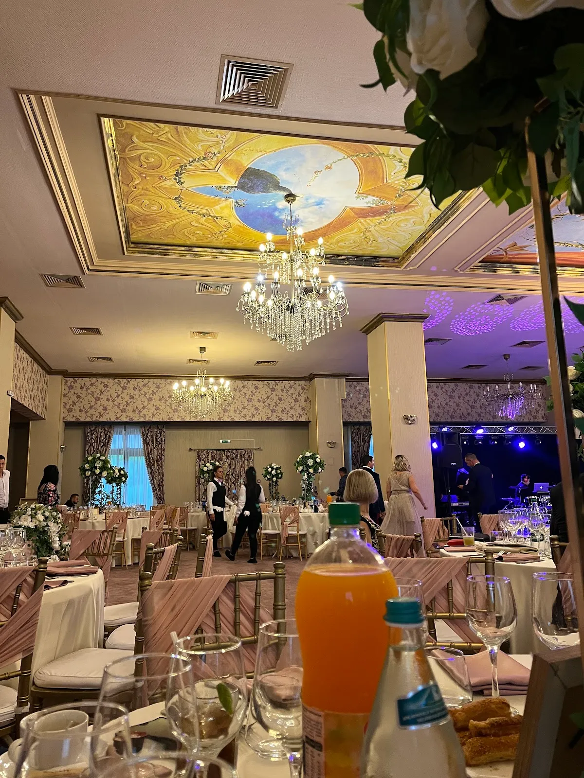 Restaurant Paradis Noblesse - 3 Restaurant Paradis Noblesse - 3