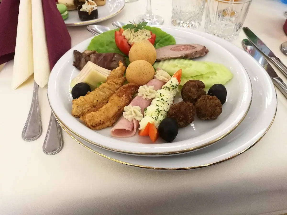 Restaurant Sólyom Vendéglő - 4 Restaurant Sólyom Vendéglő - 4