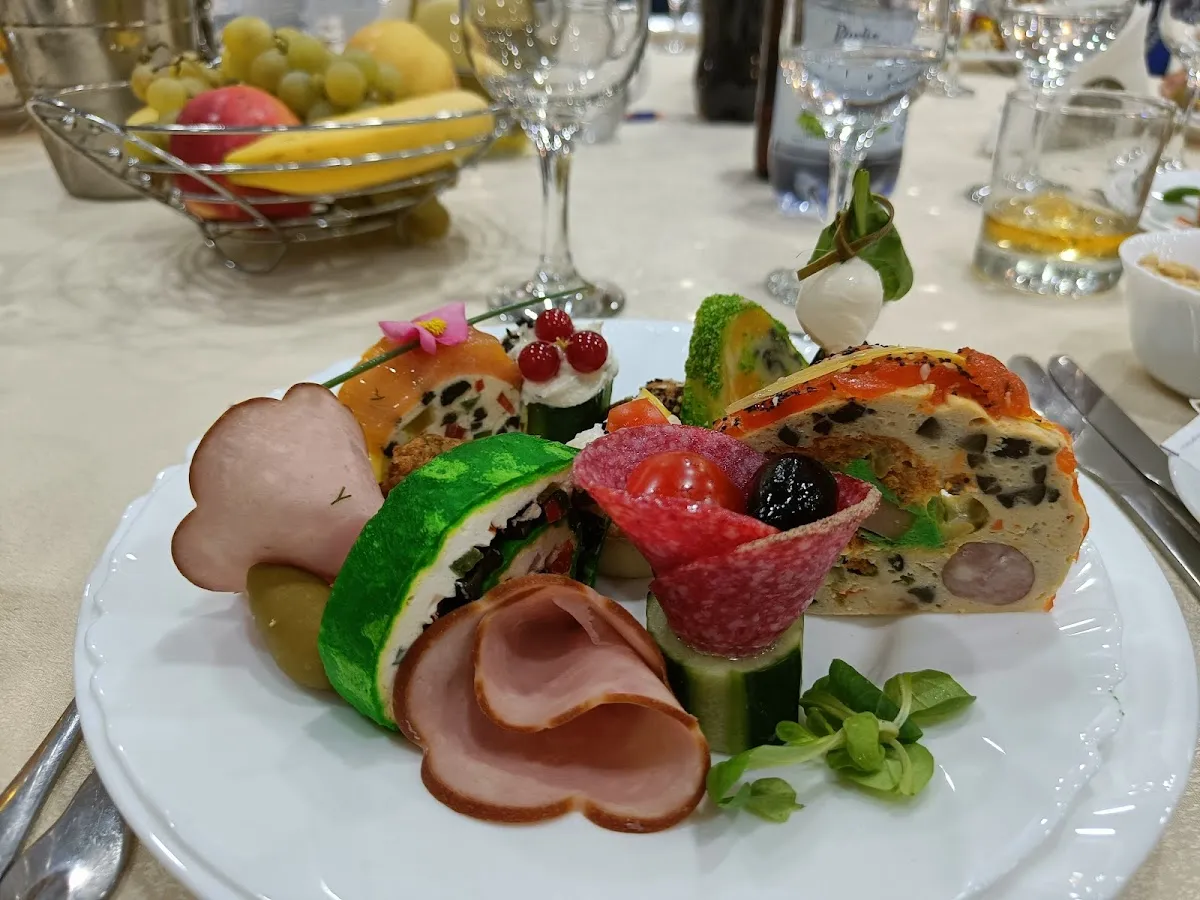 Salon "Royal Events" Fetesti - fotografie 2
