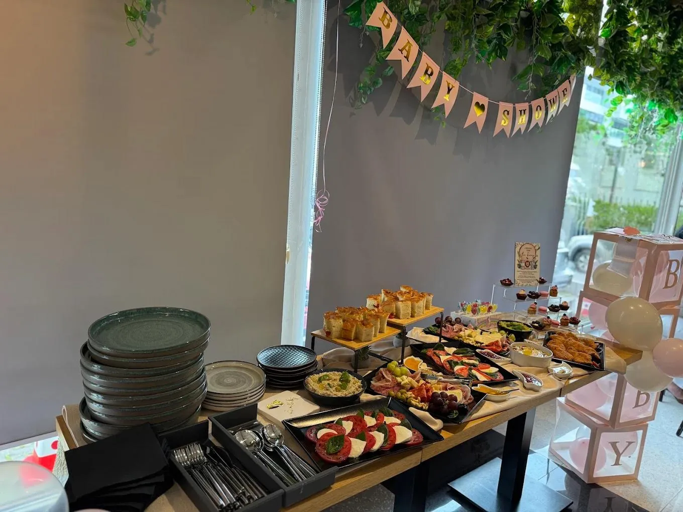 Wake Cup Coffee & Bar - fotografie 6