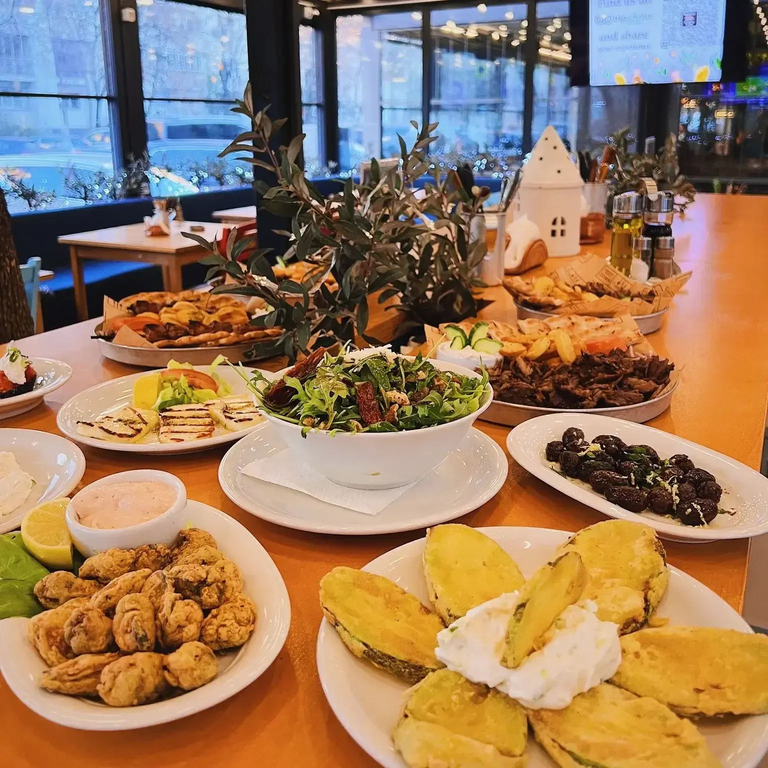 Nikos Greek Taverna - fotografie 5