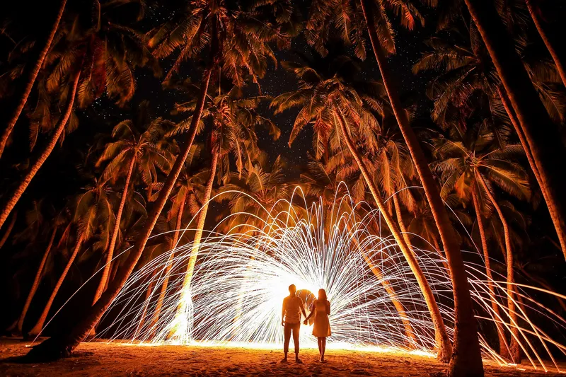 Cum Să Alegi Luminile Perfecte pentru O Nuntă Magică