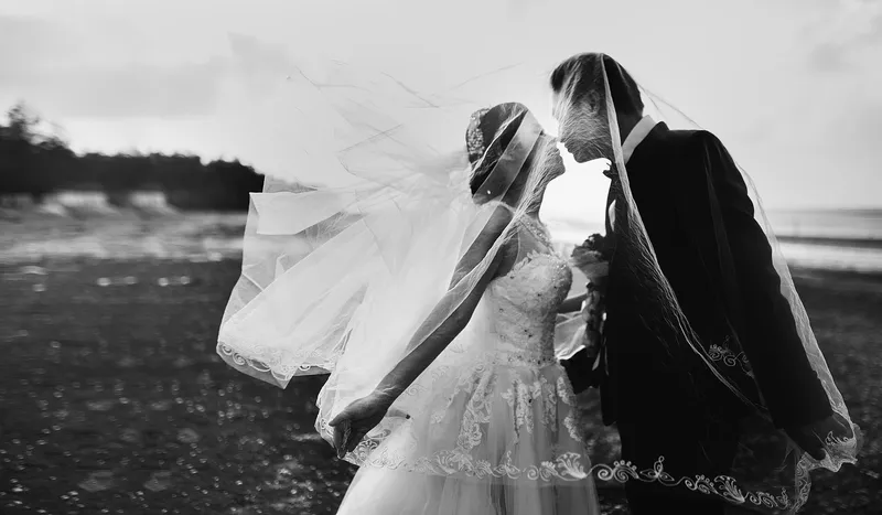 Top 10 Fotografii de Nuntă care Vor Rămâne în Amintire