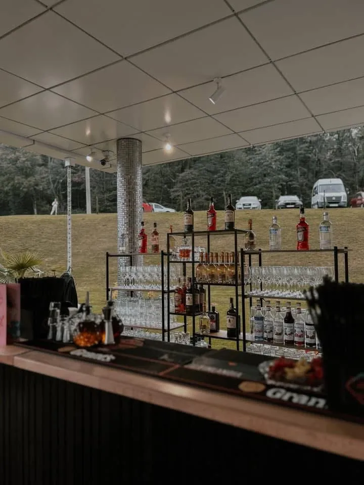 Cocktail Bar 